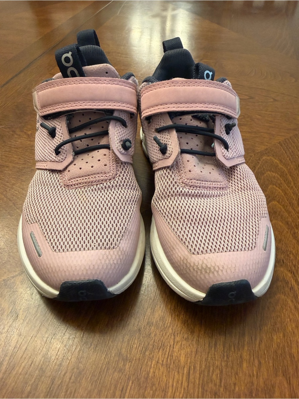 On Running Kids Tennis Shoes - Picture 3 of 6